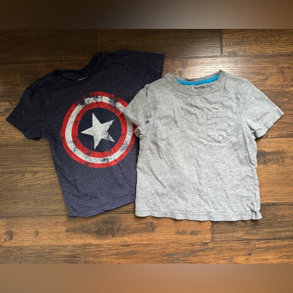 Bundle of 3T Short Sleeve Shirts - Picture 3 of 3